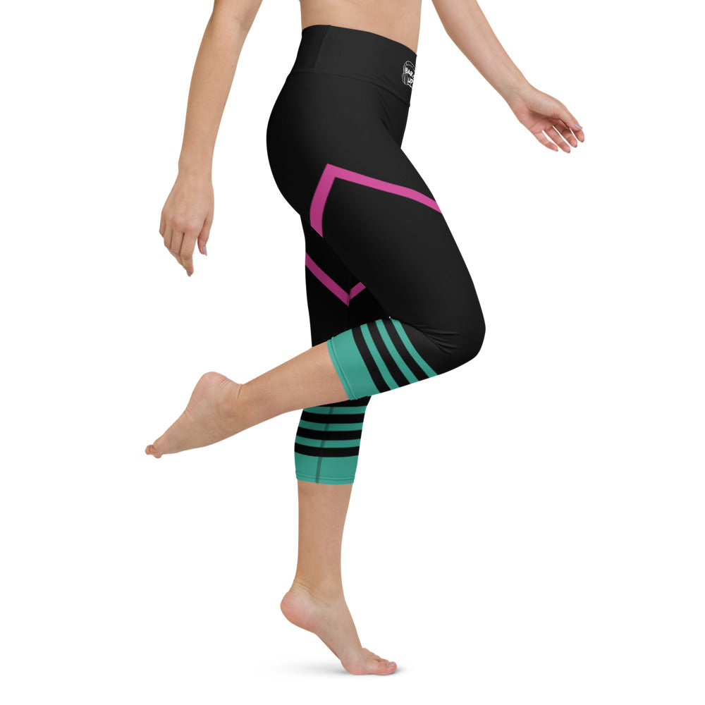 Womens Capri Leggings Casual Graphic Yoga Pants  -  TAPE POP BLACK GREEN